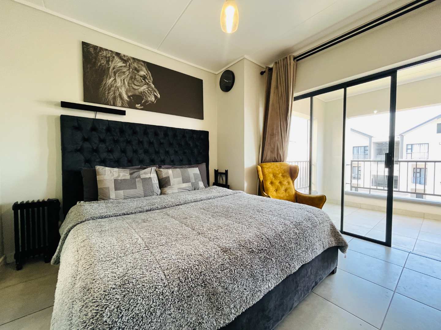 f_06a8d70d4d904a21bdb1ceb5ac533c4d