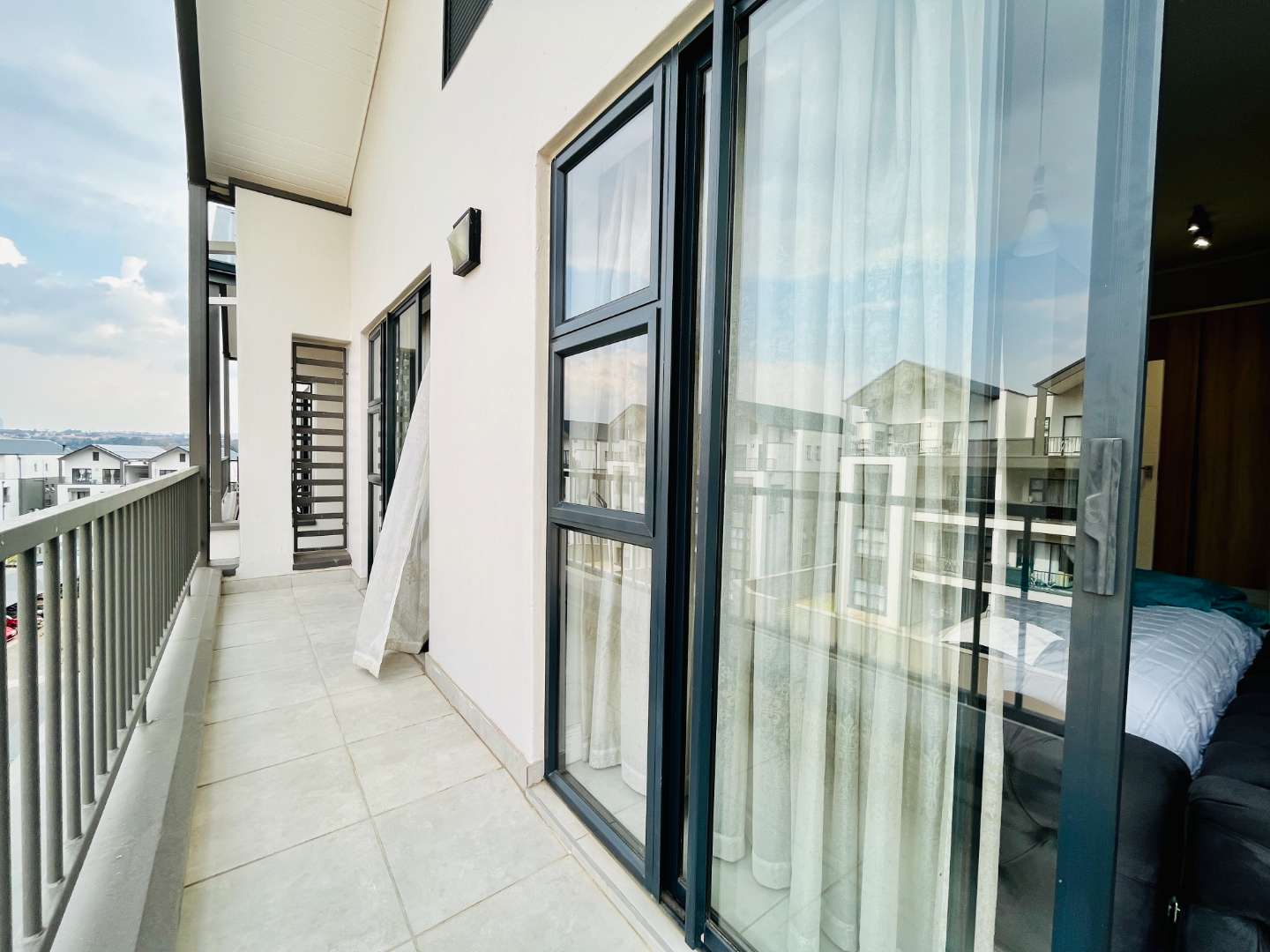 f_660c64023b2240b4b3e855a7526e9e4a